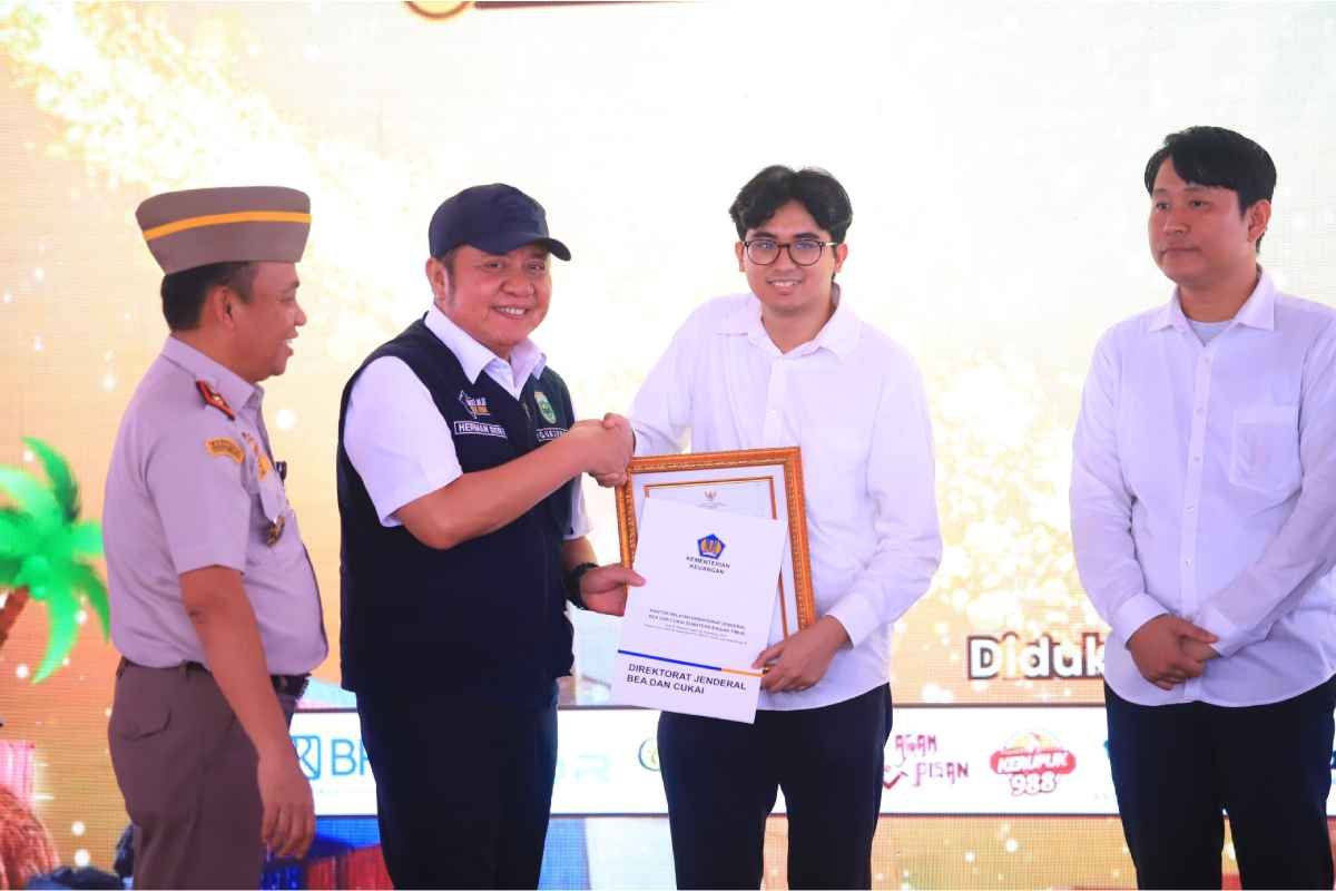 Tembus Pasar Global, Anak Muda Sumsel Pimpin Ekspor Turunan Kelapa 1,6 Miliar Rupiah