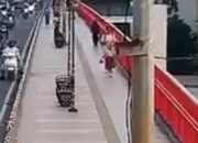 Terekam Buang Sampah dari Jembatan Ampera, Warga Palembang Dijatuhi Sanksi Kerja Sosial