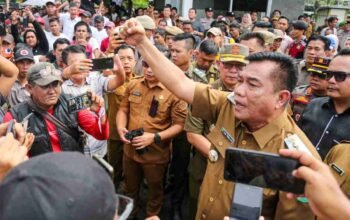 Toha Tohet Perjuangkan Legalisasi Penyulingan Minyak Rakyat ke Pusat