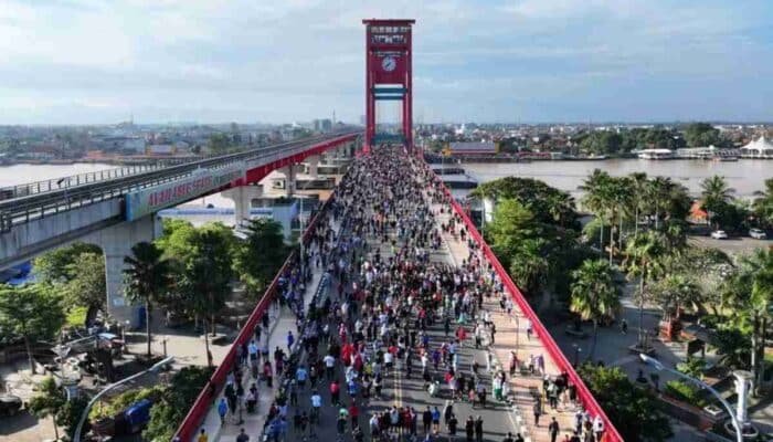 Transformasi Jembatan Ampera Menjadi Destinasi Wisata Akhir Pekan yang Menyatukan Warga dan Wisatawan Lintas Daerah