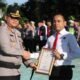 Ungkap Kasus Narkoba Berujung Penusukan, Personel Polres OKU Raih Penghargaan
