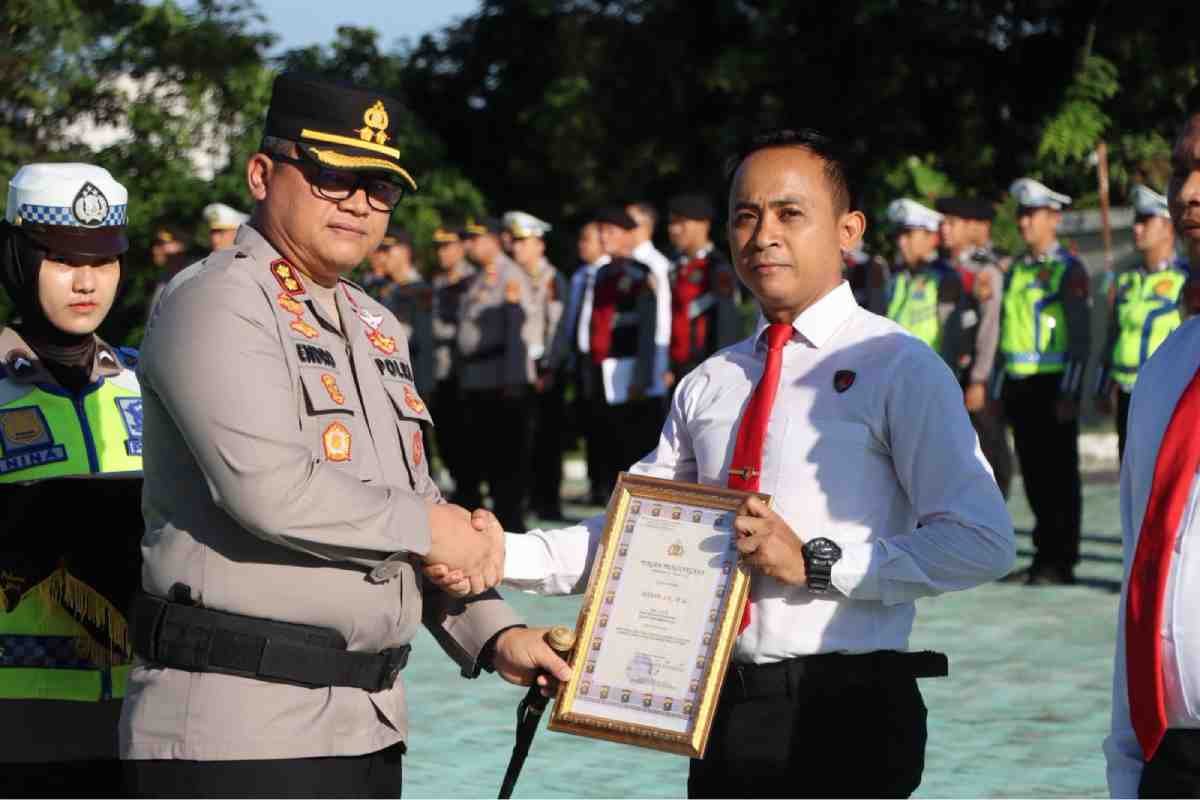 Ungkap Kasus Narkoba Berujung Penusukan, Personel Polres OKU Raih Penghargaan