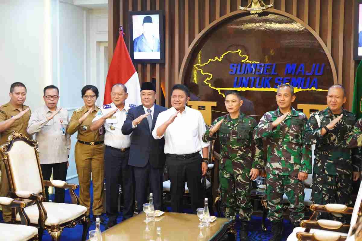 Apresiasi Dedikasi Danlanud Sri Mulyono Herlambang, Gubernur Sumsel Tekankan Keberlanjutan Sinergi Mitigasi Karhutla