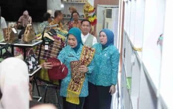 Feby Deru Dorong Pengembangan Produk Unggulan Daerah dan Pelestarian Kerajinan Lokal