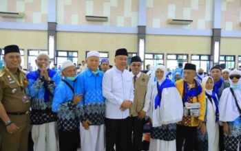 Jemaah Haji Kloter Pertama Embarkasi Palembang Tiba