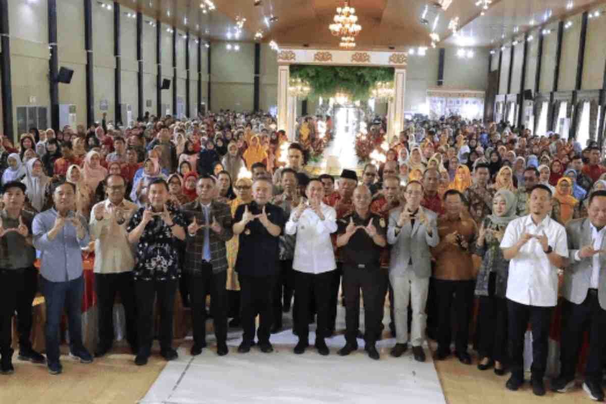 Komitmen Humanis Ratu Dewa, Menjamin Rasa Aman Pendidik dan Menatap Masa Depan Pendidikan Palembang
