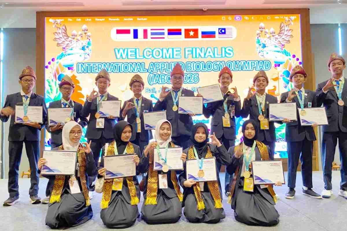 MAN IC OKI Harumkan Nama Indonesia dengan Memborong Limabelas Medali Olimpiade Biologi Internasional