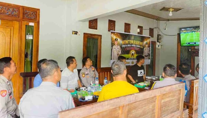 Mengikat Kedekatan Bhayangkara melalui Riuh Sepak Bola di Sosoh Buay Rayap