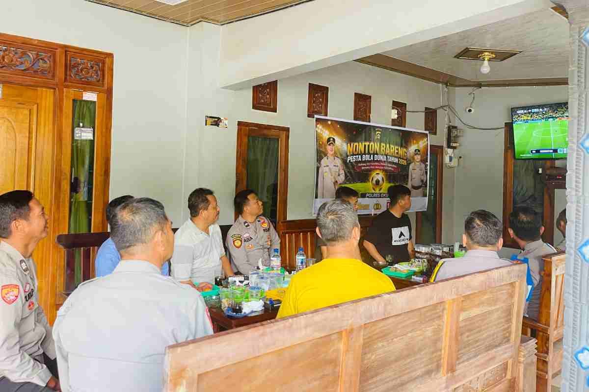 Mengikat Kedekatan Bhayangkara melalui Riuh Sepak Bola di Sosoh Buay Rayap