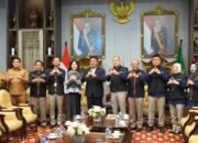 Menjadi Responden Pertama Sensus Ekonomi 2026, Gubernur Sumsel Meminta Petugas Lapangan Jaga Kerahasiaan Data