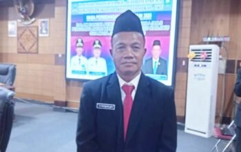 Resmi Dilantik, Anggota DPRD OKU Drs B Maryono Siap Perjuangkan Transparansi Anggaran dan Sektor Pendidikan