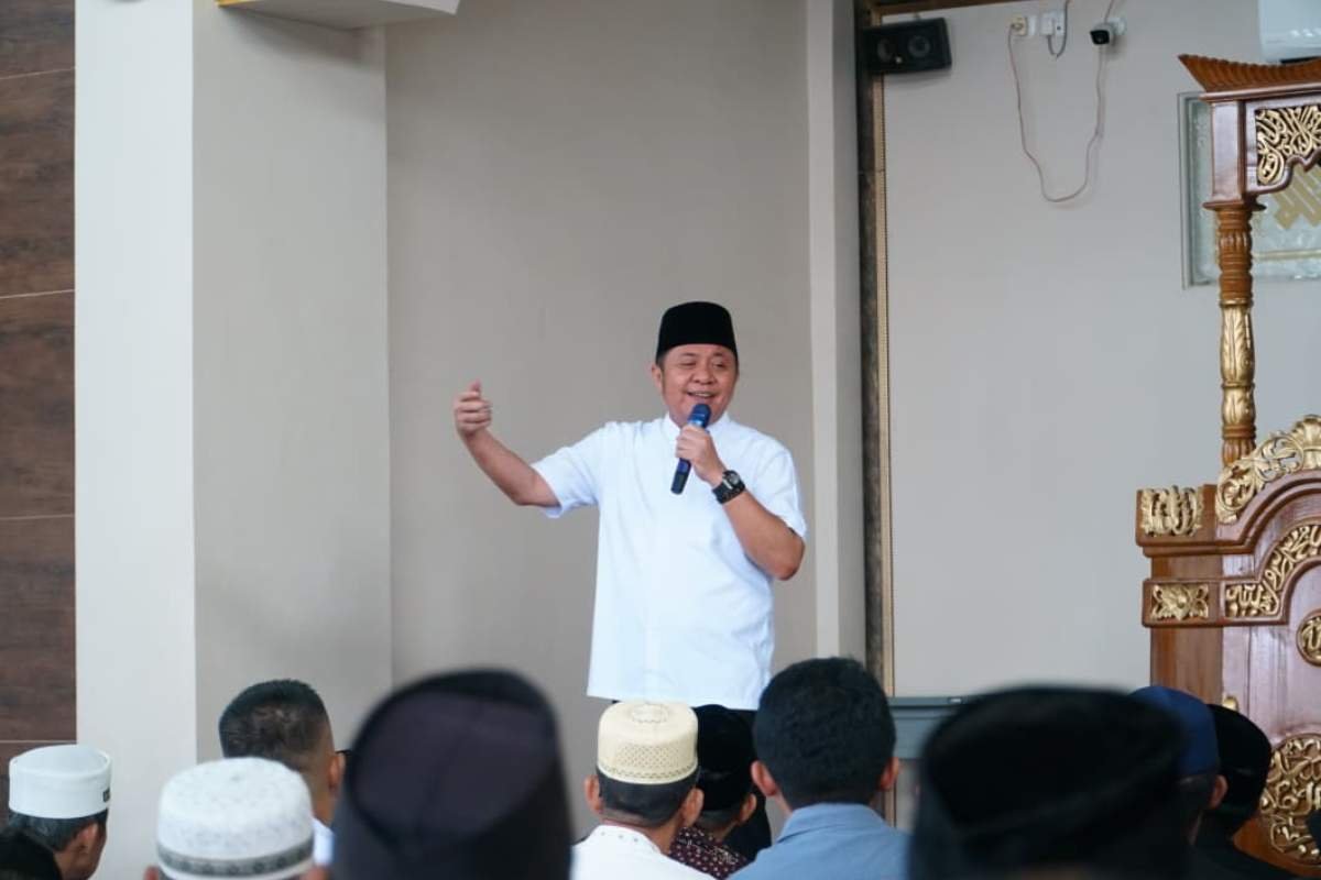 Sambangi Masjid Fajrul Falah Palembang, Herman Deru Ajak Warga Hidupkan Episentrum Sosial