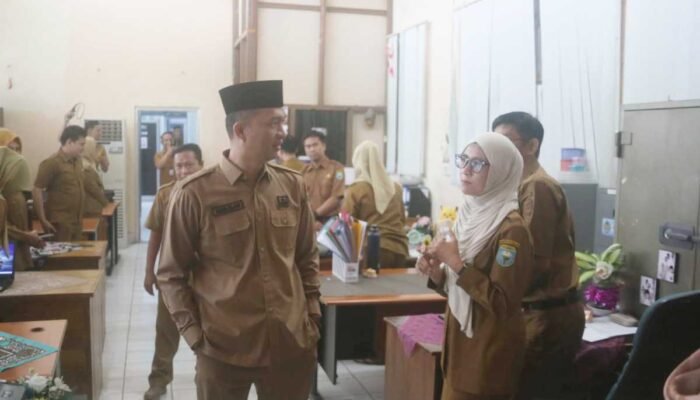 Sekda Alva Elan Tegakkan Disiplin Ketat ASN demi Akselerasi Pelayanan Publik Ogan Komering Ulu