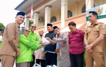 Sekda OKU Alva Elan Minta Distribusi 3.000 Paket Daging Dam Haji Tepat Sasaran dan Patuhi Syariat