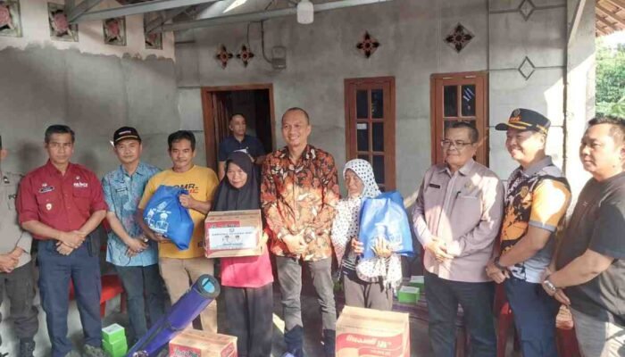 Sekda OKU Alva Elan Percepat Penyaluran Bantuan Korban Kebakaran