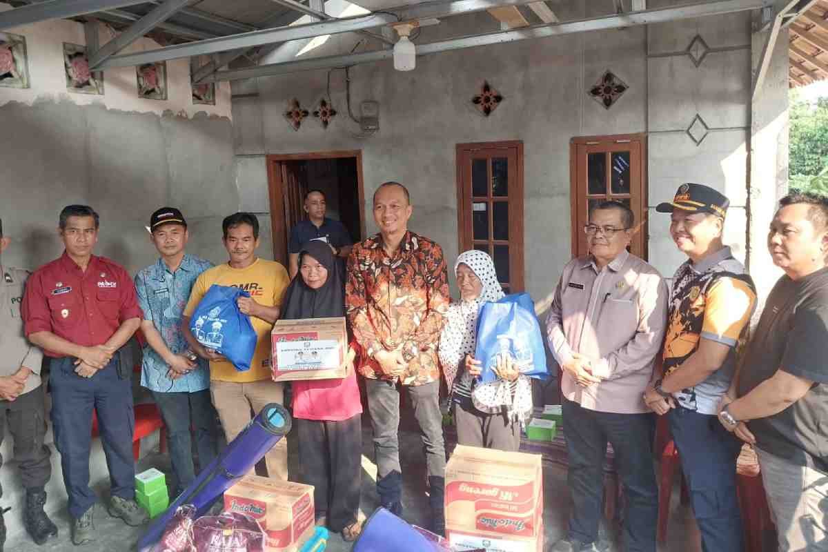 Sekda OKU Alva Elan Percepat Penyaluran Bantuan Korban Kebakaran