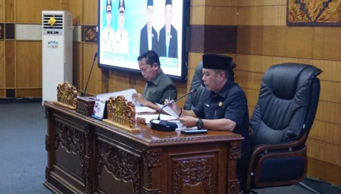 Sekretaris Dewan DPRD OKU