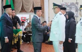 Wali Kota Ratu Dewa Mutasi Pejabat Eselon II Pemkot Palembang