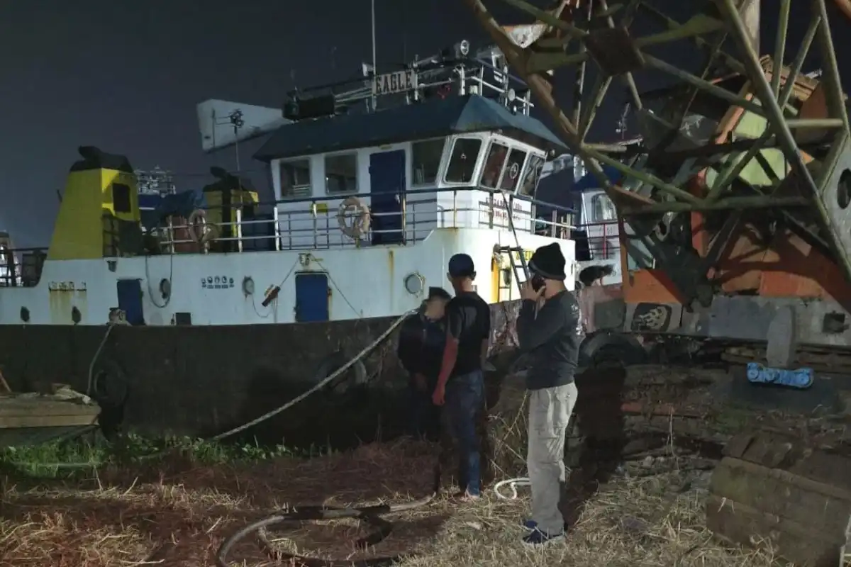 Ditpolairud Polda Sumsel Gagalkan Distribusi 21 Ton Solar Olahan di Gandus Palembang