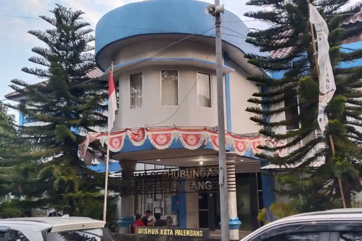 Kejari Palembang Periksa 32 Saksi dalam Penyidikan Dugaan Korupsi Lampu Jalan