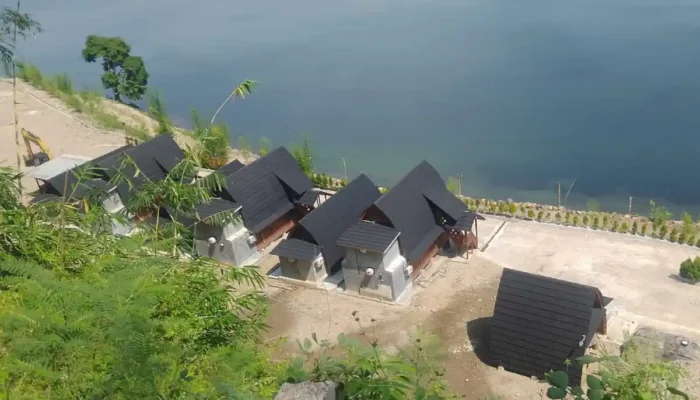 Kompleks Baru Berdiri di Tepian Danau Ranau, Jejak Perizinan Masih Ditelusuri