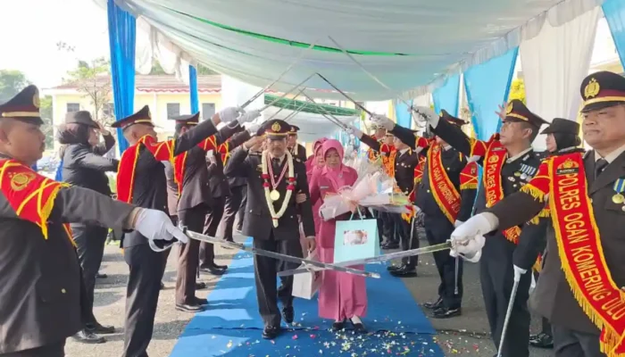 Mengantar Empat Bhayangkara Menuju Purnabakti