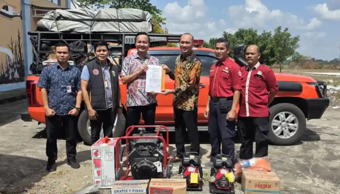 OKU Terima Bantuan Peralatan Karhutla di Tengah Peningkatan Titik Panas