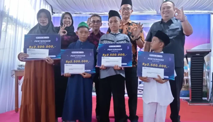 PT BPR Baturaja (Perseroda) memperingati hari ulang tahun (HUT) ke-9 dengan menggelar syukuran dan menyerahkan santunan kepada anak-anak panti asuhan