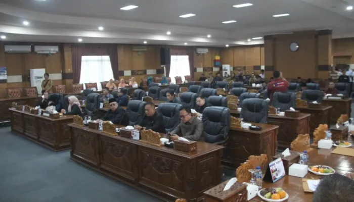 Pembentukan Tiga Pansus DPRD