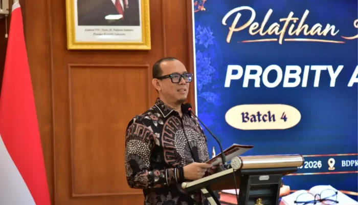 Bupati OKU H. Teddy Meilwansyah saat membuka Diklat Probity Audit di BDPKN Yogyakarta bersama jajaran pimpinan OPD