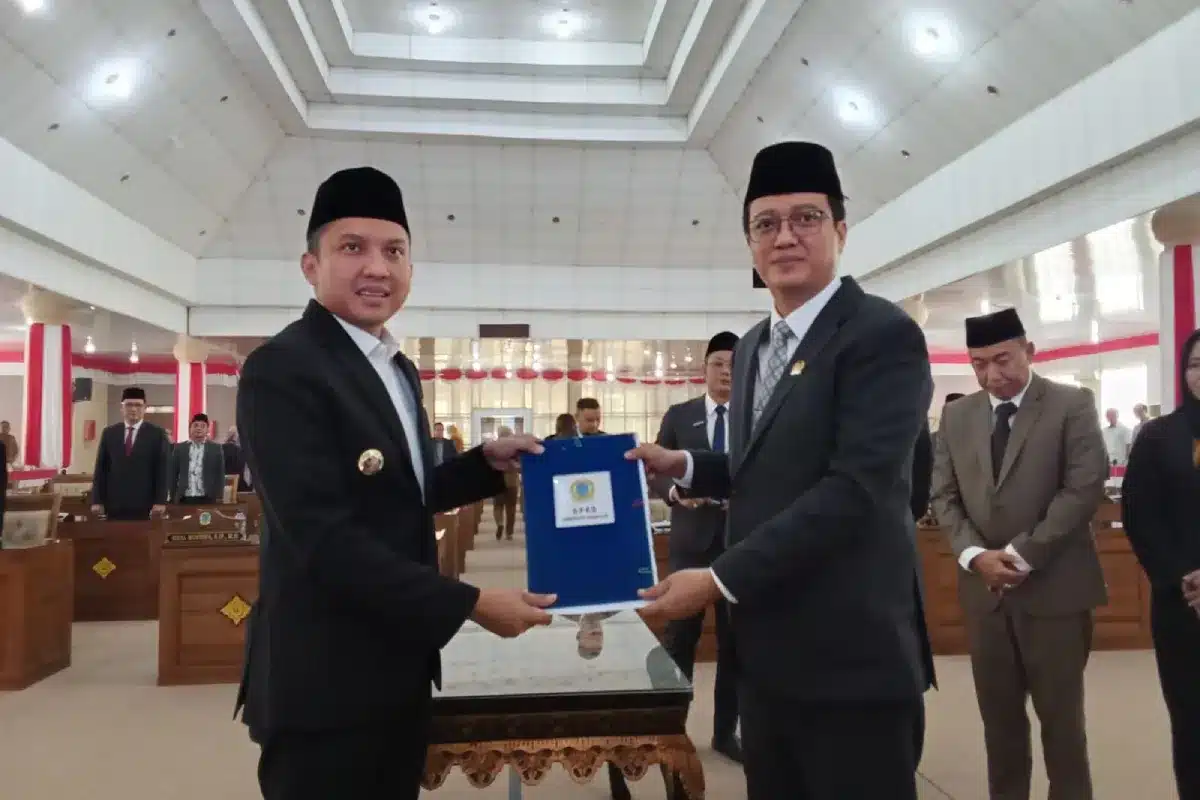 DPRD Ogan Ilir Gelar Paripurna ke-XXXI Bahas Laporan Pansus Raperda Usul Pemkab 2026