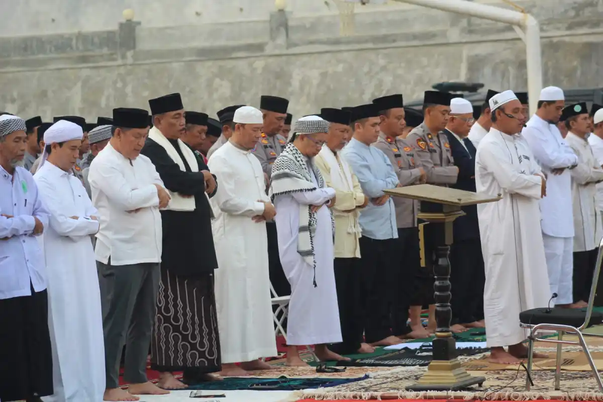 Empat Bulan Tanpa Hujan, Bupati Teddy Ajak Warga Shalat Istisqa dan Cegah Karhutla