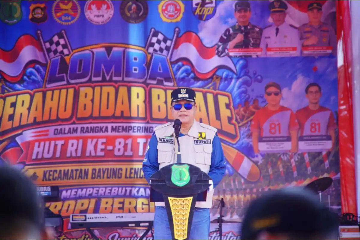 Lestarikan Adat dan Pacu Kebersamaan, Bupati Toha Buka Lomba Bidar Besale di Bayung Lencir