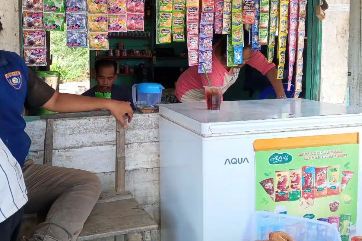 Listrik Masih Redup di Ujung Jalur