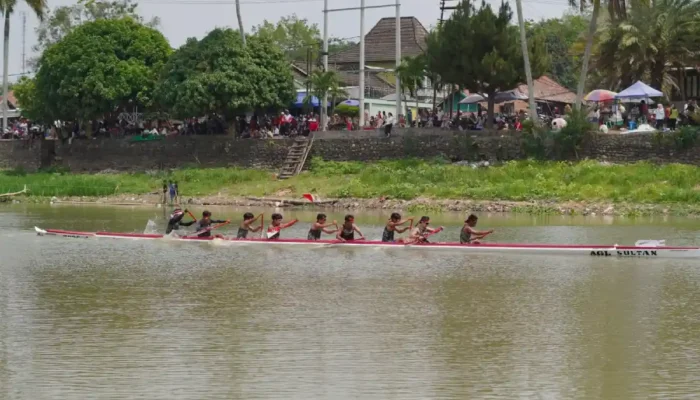 Lomba Bidar Sungai Komering Meriahkan Peringatan HUT ke-81 RI di OKI