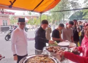 Pastikan Program Makan Gratis Jumat Berlanjut, Bupati Teddy Meilwansyah Tambah Porsi untuk Warga OKU