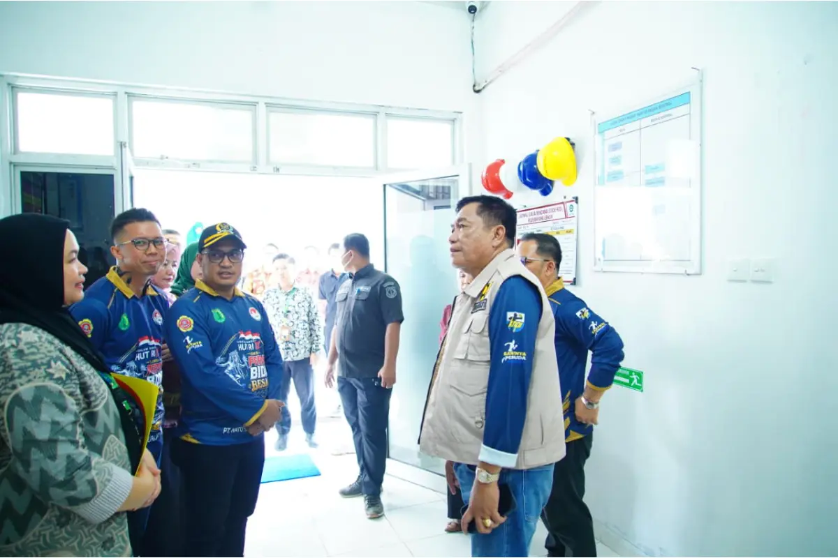 Seharian Berkantor di Bayung Lencir, Bupati Toha Pantau Karhutla hingga Pelayanan Rumah Sakit