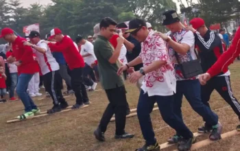 Semarakkan HUT ke-81 RI di OKU, Bupati Teddy Meilwansyah Perkuat Solidaritas ASN Lewat Perlombaan Rakyat dan Aksi Kemanusiaan