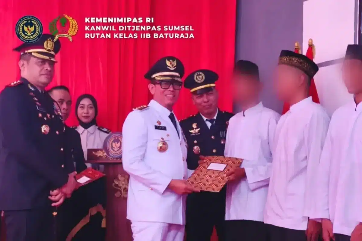 Serahkan SK Remisi HUT ke-81 RI di Rutan Baturaja, Bupati Teddy Meilwansyah Dorong Warga Binaan Kembali Berkarya