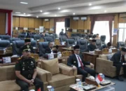Sinergikan Pembangunan Daerah dengan Pusat, Bupati Teddy Meilwansyah dan Forkopimda OKU Simak Pidato Kenegaraan Presiden Prabowo