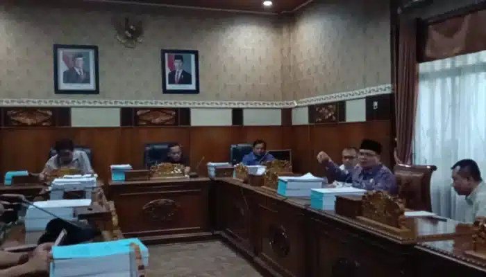 Tegaskan Fungsi Pengawasan, Komisi I DPRD OKU Desak Disdik Segera Realisasikan Baju Sekolah Gratis