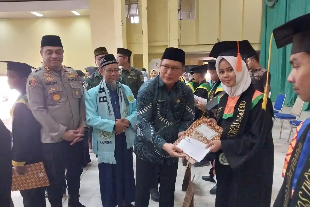 Wisuda 462 Santri se-OKU, Pemkab Dorong Penguatan Karakter Generasi Qur'ani