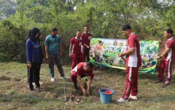 Green Policing Polres OKU, Tanam Pohon dan Bersihkan Terminal Batu Kuning