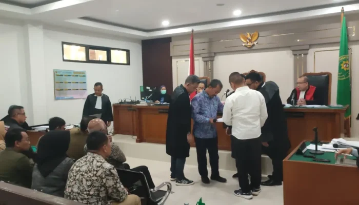 Sidang Semen Baturaja: Saksi Beberkan Tekanan Pasar dan Indikasi Pemalsuan Dokumen